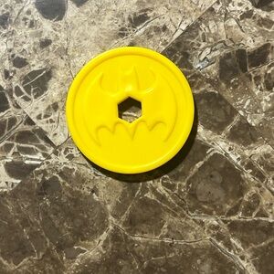 Fisher-Price Imaginext DC Super Friends Replacement Yellow Disc GWT23 Bat-Tech